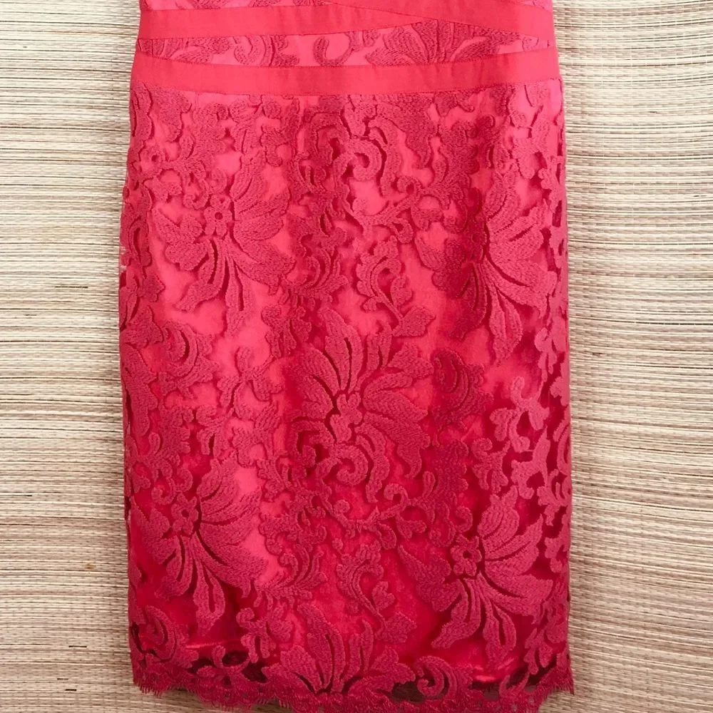 Tadashi Shoji Paillette Lace Double V-Neckline Cocktail Dress Coral / Coral Sz 6